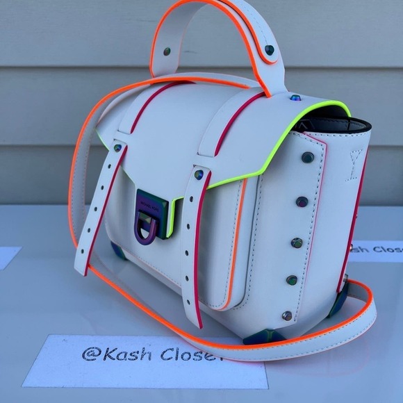 Michael Kors Manhattan Satchel Medium Leather Contrast-Trim Satchel Optic white - Picture 3 of 12